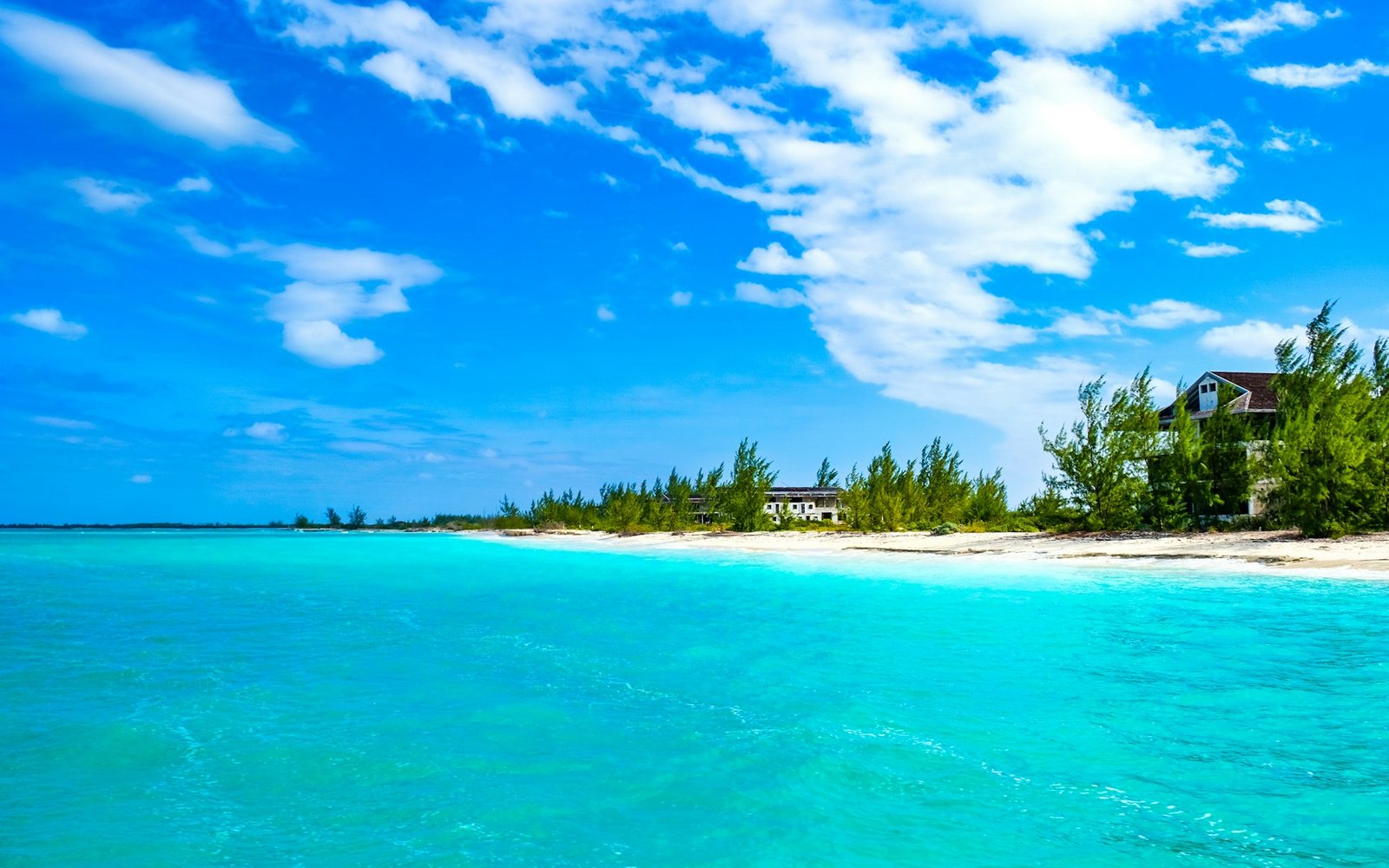 Grace Bay Beach turquoise water and white sand